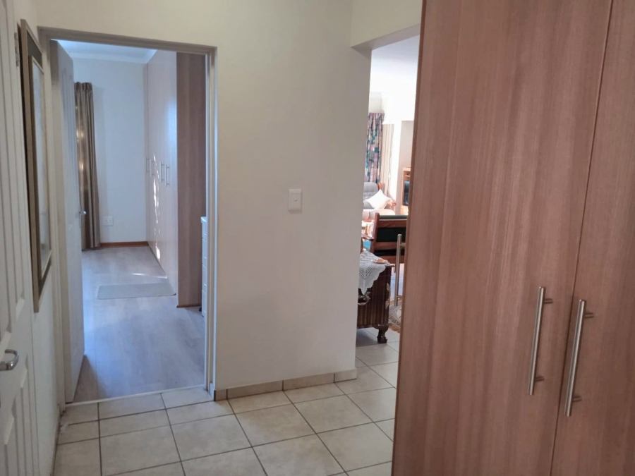 2 Bedroom Property for Sale in Vredenhof Sh Free State